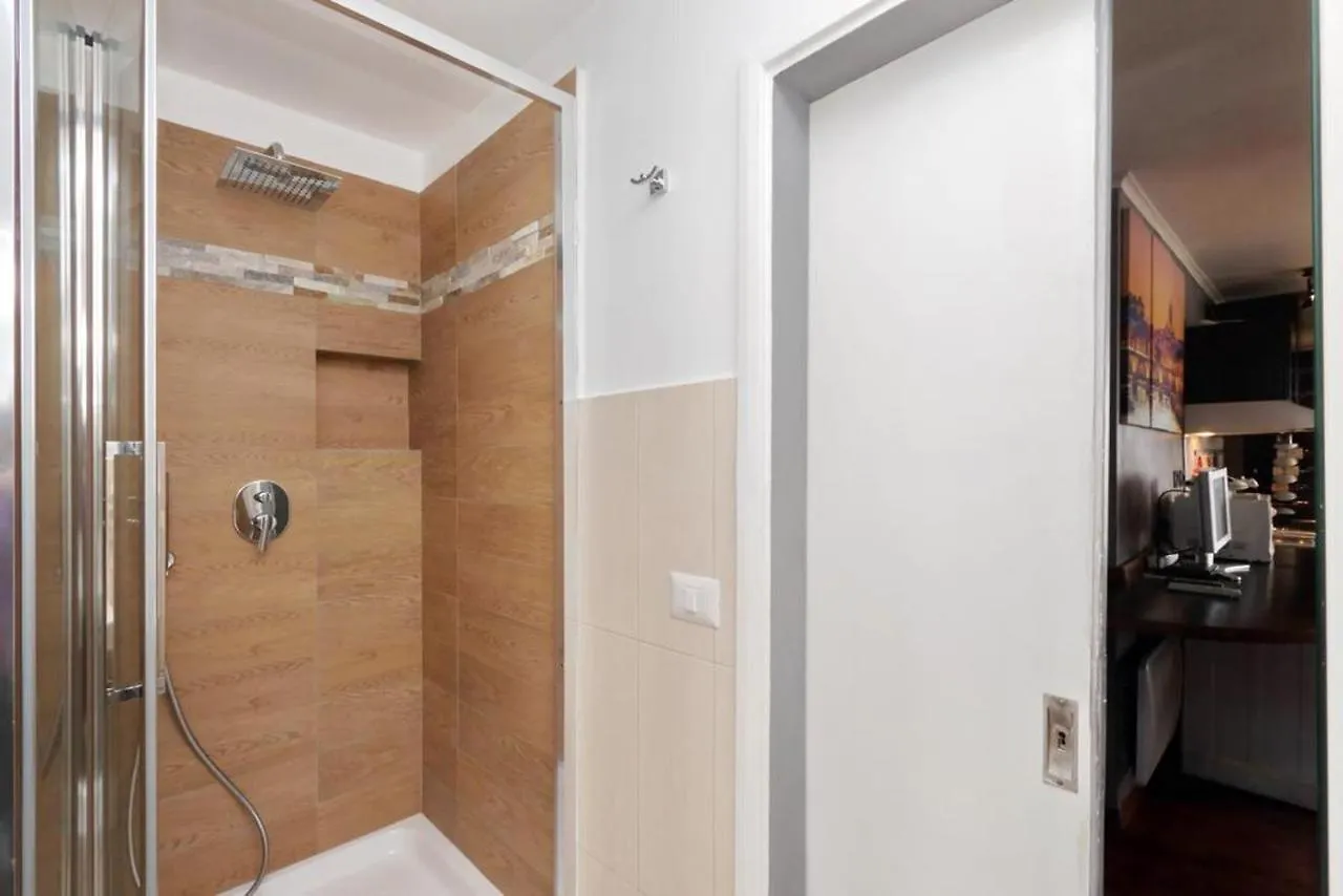 Charming Studio In Rome Near The Vatican 30 M² Parking Included Apartment